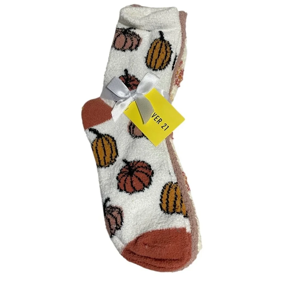 Forever 21 Womens Cozy Fall Pumpkin Plaid Fuzzy Socks 2 Pair‎ Pack One Size